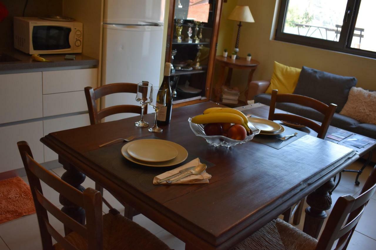 The Pine Flat Apartment Argostoli  Ngoại thất bức ảnh