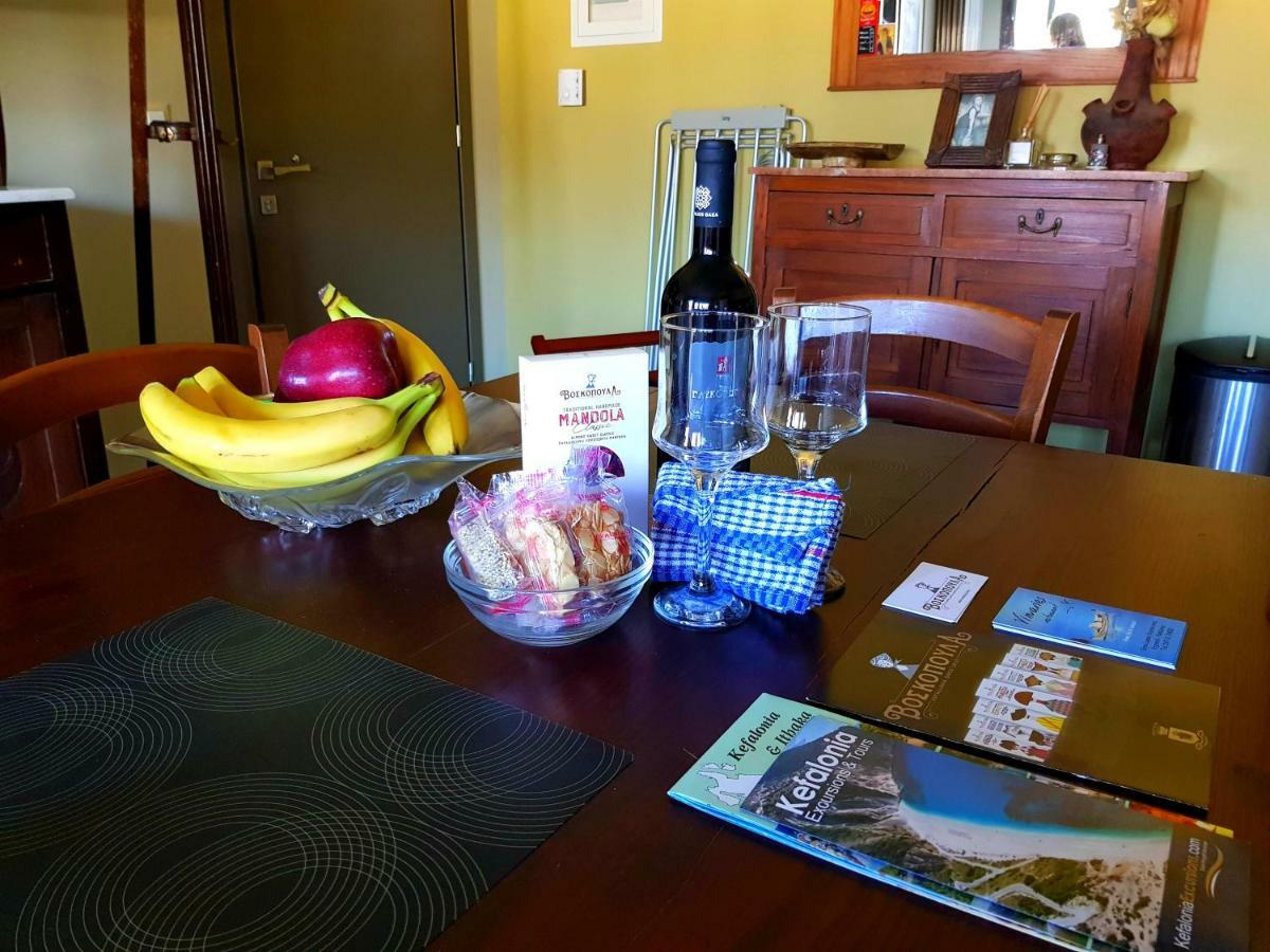 The Pine Flat Apartment Argostoli  Ngoại thất bức ảnh
